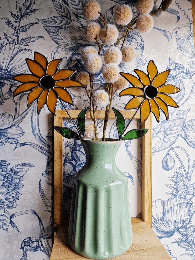 Black-eyed Susan Flowers stem