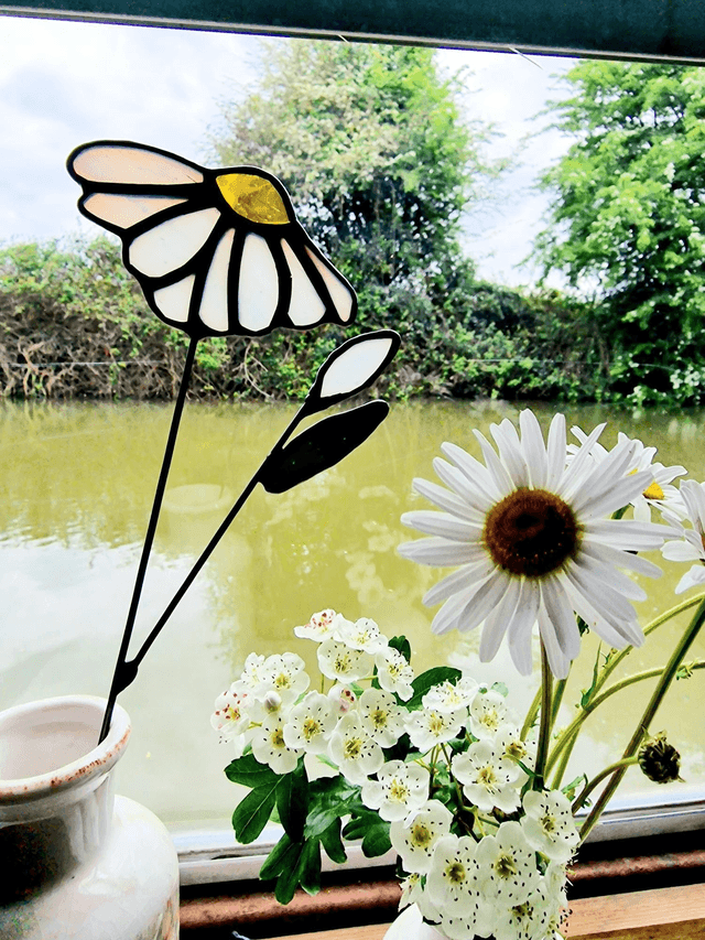 Stained Glass Flower Workshop 27th September Court St Gallery Trowbridge 